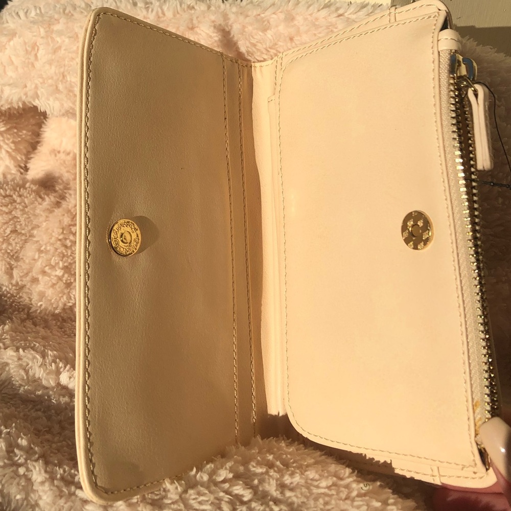 Creme Matte Wallet - Picture 3 of 3